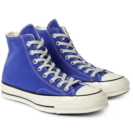 Poker Gecesine Giderken Ne Giyilmeli?