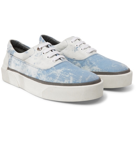 Poker Gecesine Giderken Ne Giyilmeli?