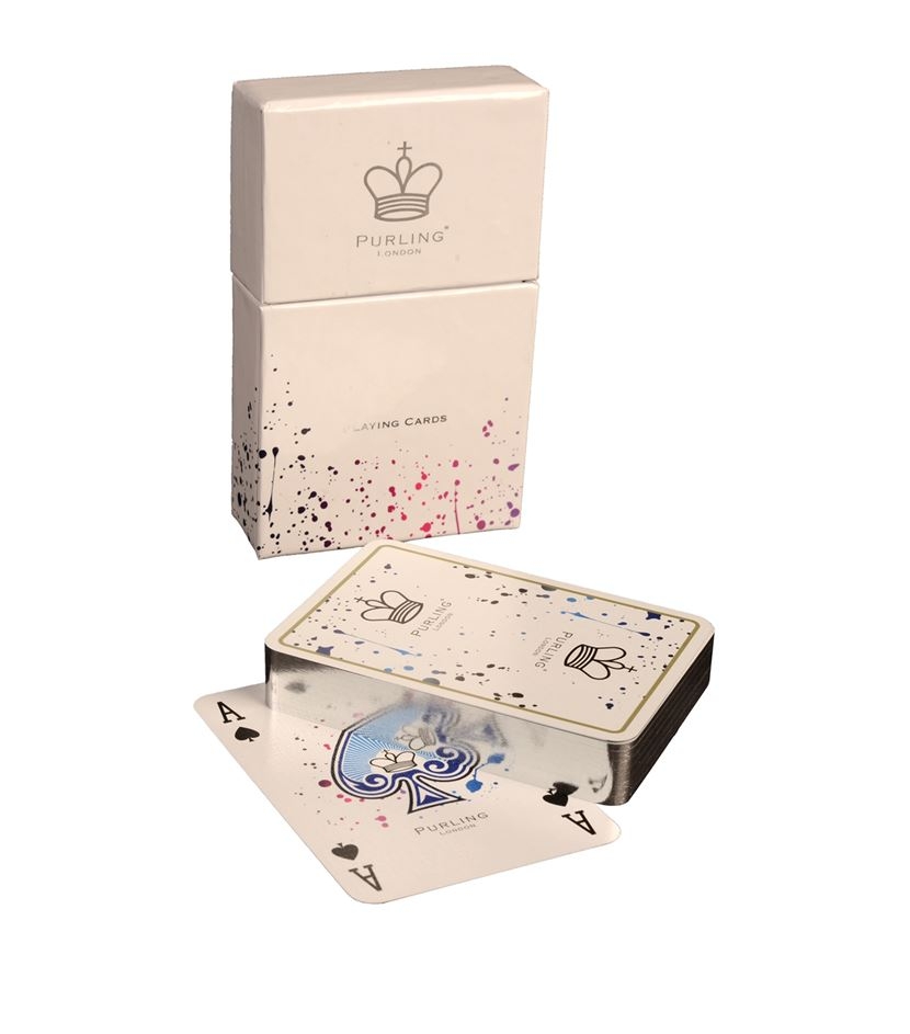 Poker Gecesine Giderken Ne Giyilmeli?