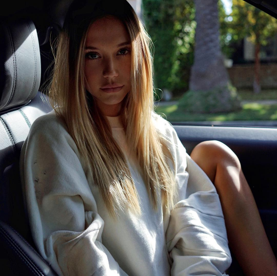 Haftanın İnstagram Güzeli: Alexis Ren