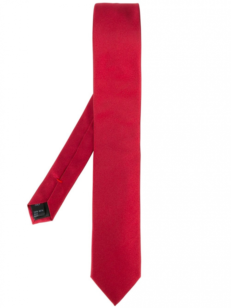 Kırmızıyı Doğru Kullanmak: Alfonso Bassave