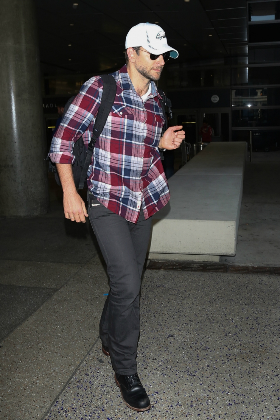 Johnny Depp Önderliğinde Kare Desenine Bakış