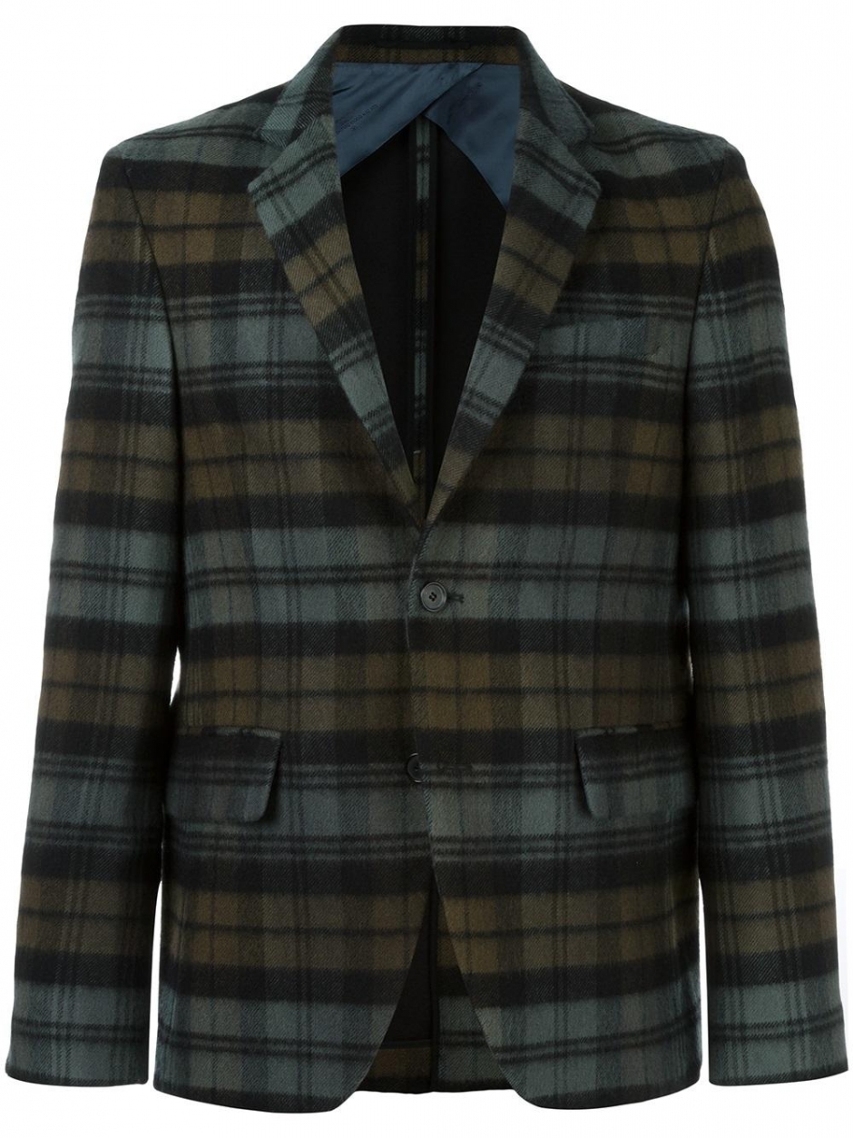 Johnny Depp Önderliğinde Kare Desenine Bakış