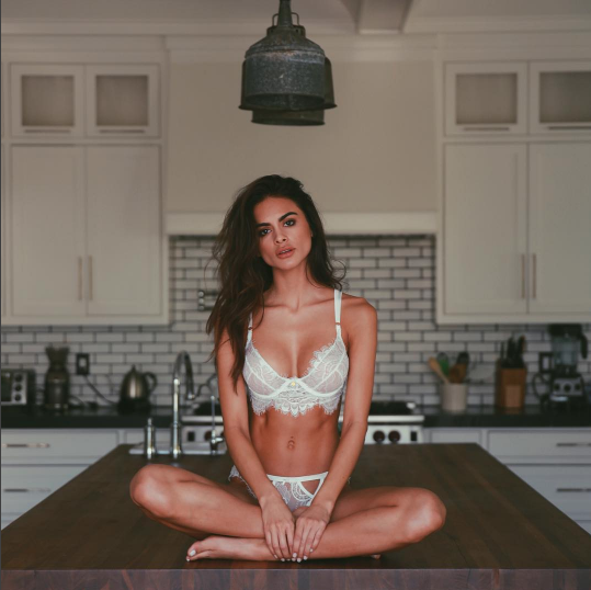 Instagram'ı Sevmemiz İçin Bir Sebep Daha: Sophia Miacova