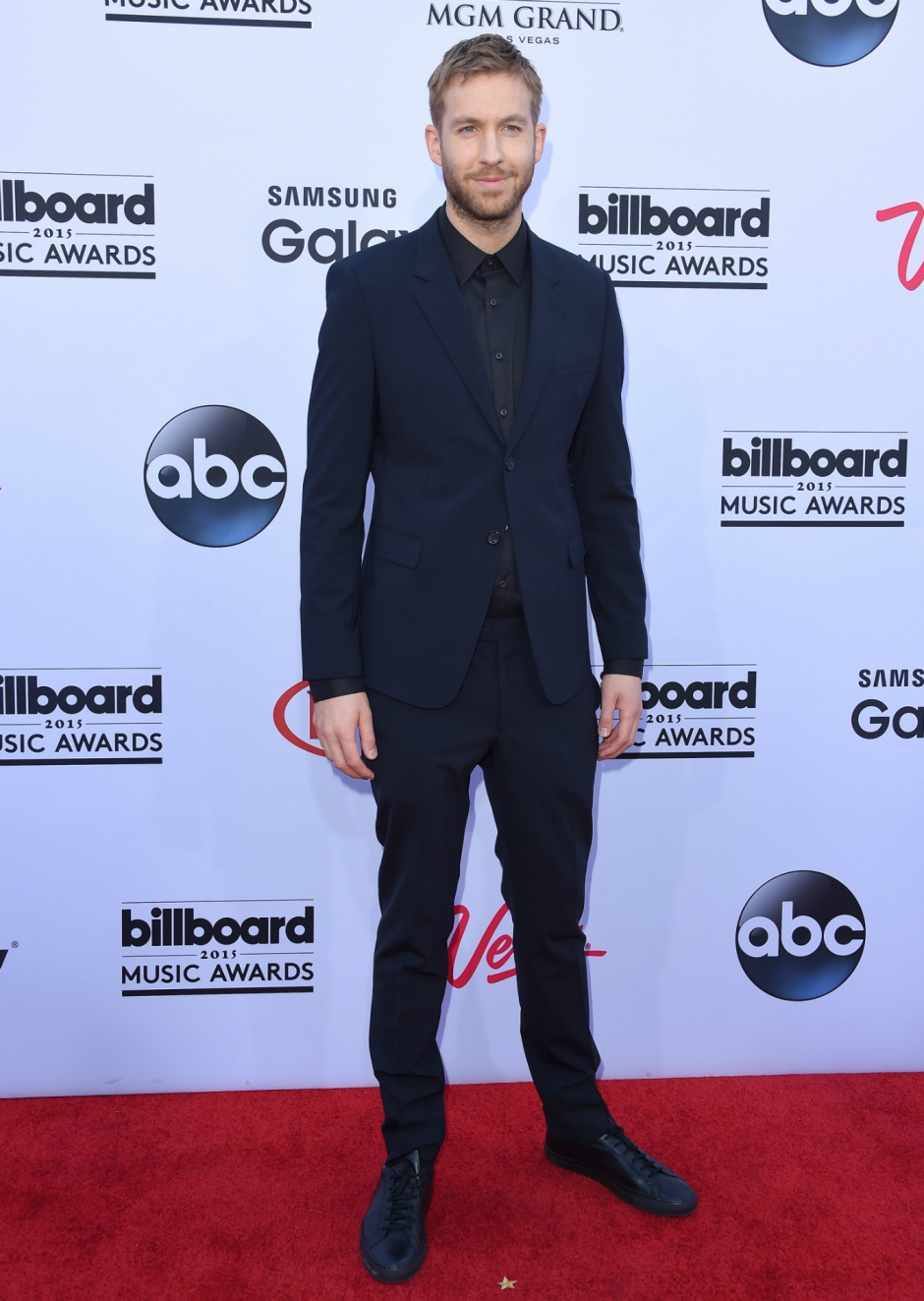 Dünyaca Ünlü Dj Calvin Harris'in Tarzını Yakala