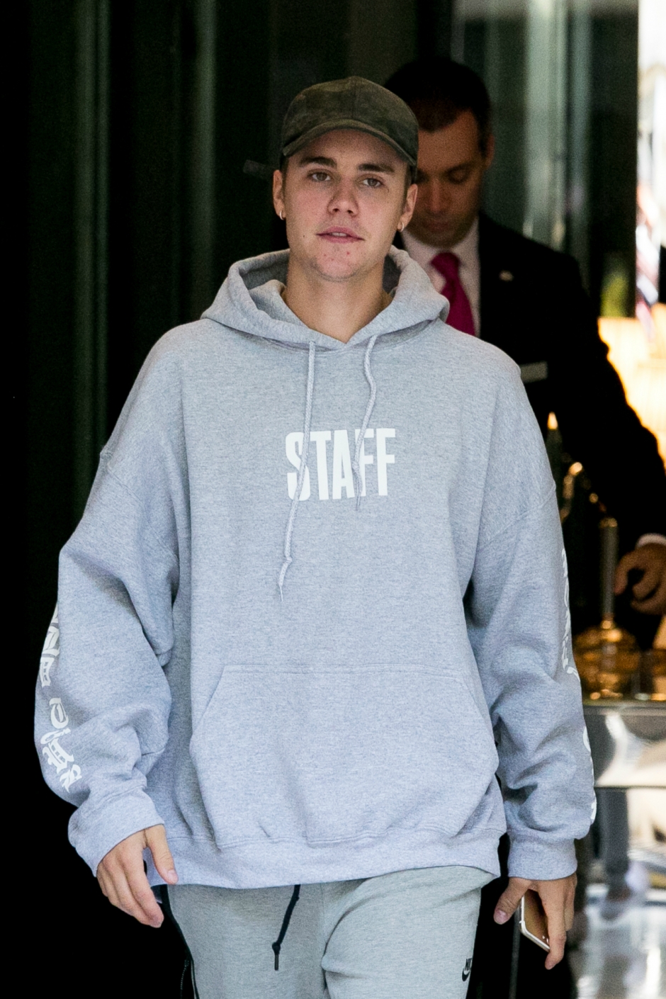 Kapüşonlu Sweatshirt'ün 25 Hali