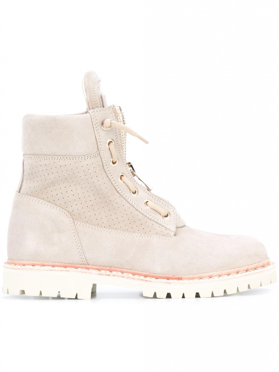 Dağda Şık Olmak: Kar Botları