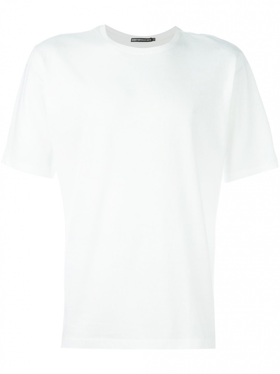 Ofis Stili: Takım ve Beyaz Tişört