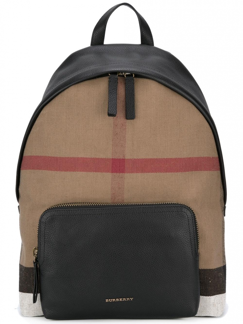 Yeni Seneye Yeni Sırt Çantaları