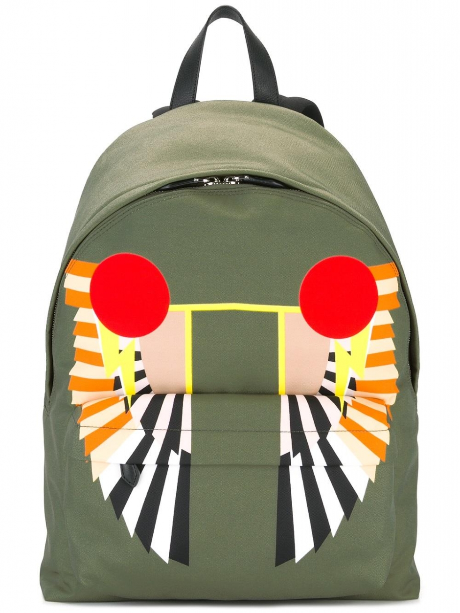 Yeni Seneye Yeni Sırt Çantaları