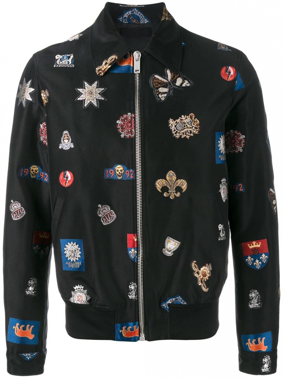 Trend Alarmı: Rozetli Ceketler