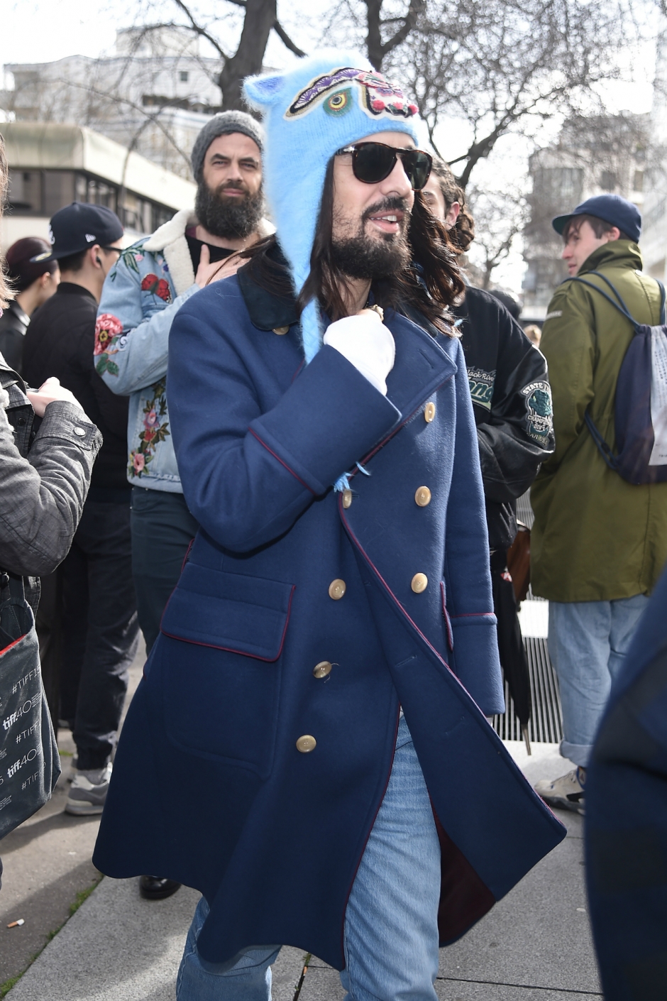 Kışın Vazgeçilmezi: Kulaklıklı Şapkalar