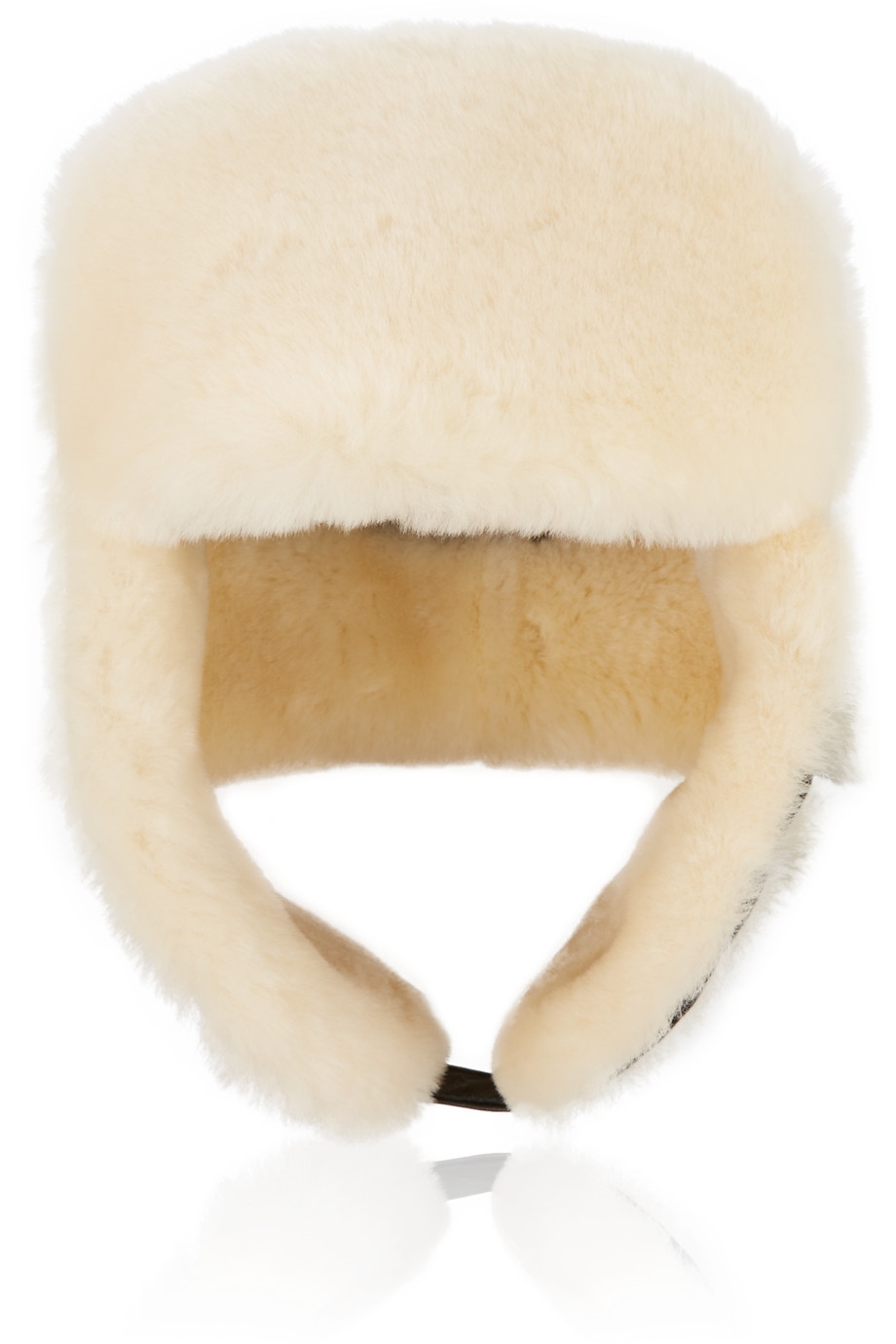 Kışın Vazgeçilmezi: Kulaklıklı Şapkalar