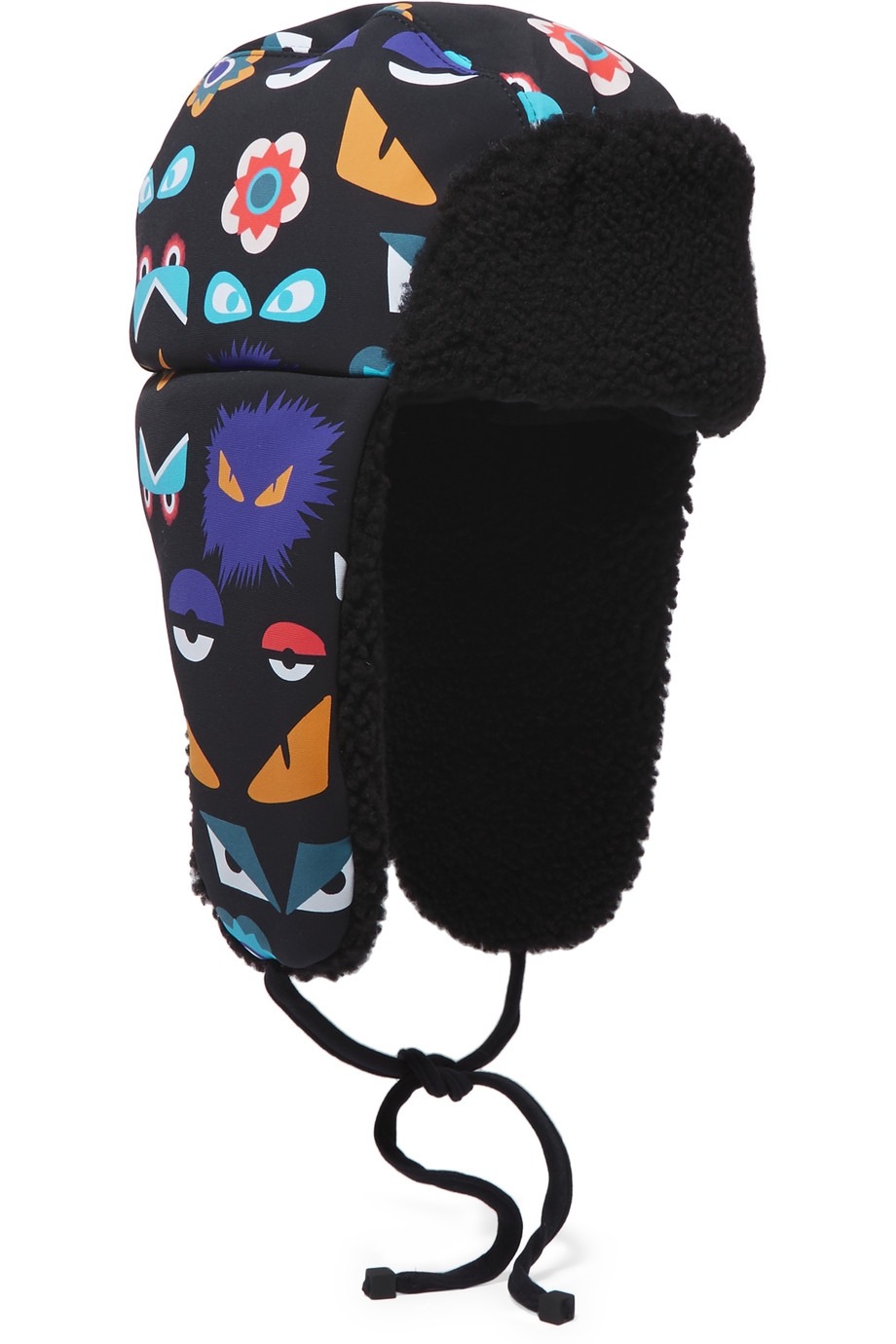 Kışın Vazgeçilmezi: Kulaklıklı Şapkalar