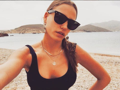 Mercek Altında: Serenay Sarıkaya