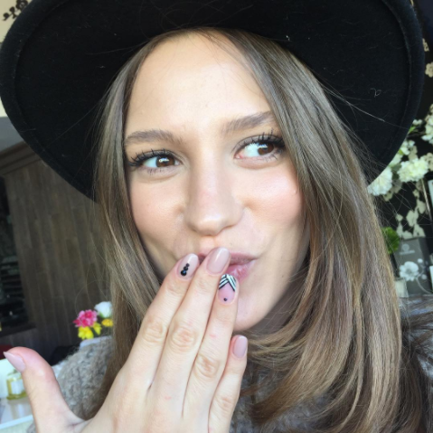 Mercek Altında: Serenay Sarıkaya