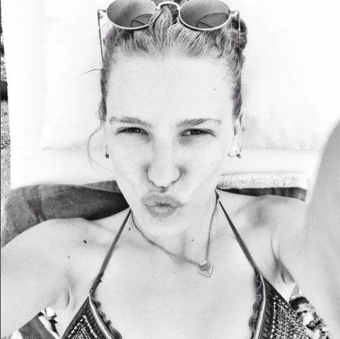 Mercek Altında: Serenay Sarıkaya