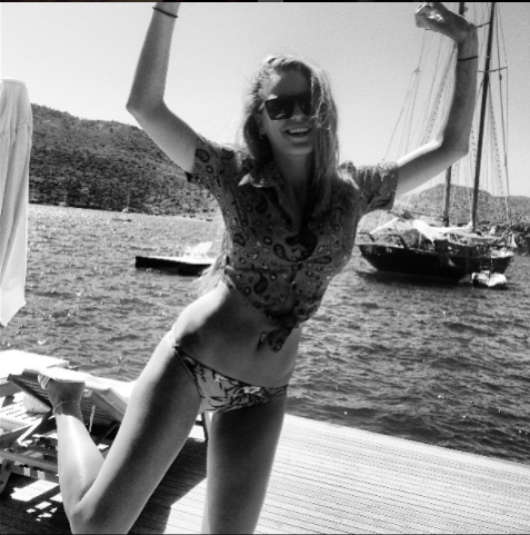 Mercek Altında: Serenay Sarıkaya