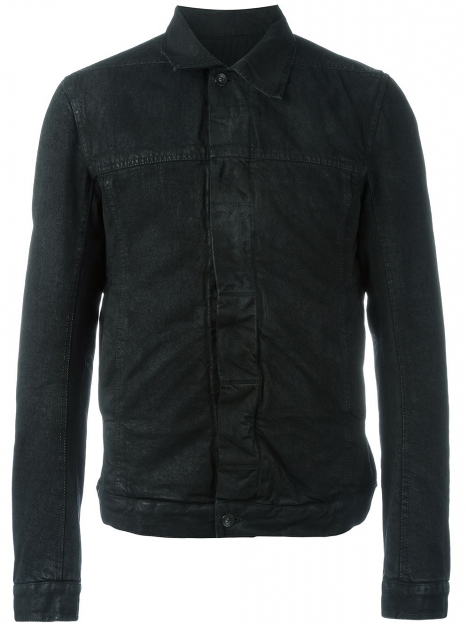 Seyahate Gidiyoruz: İhtiyacınız Olan Bir Sevgili Bir de Beyaz Tişört