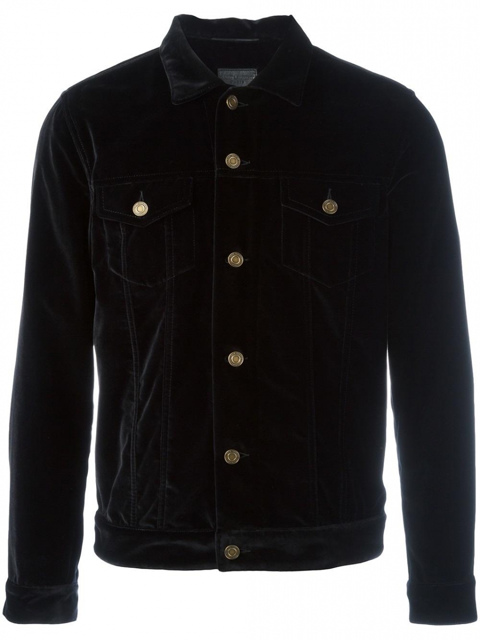 Seyahate Gidiyoruz: İhtiyacınız Olan Bir Sevgili Bir de Beyaz Tişört