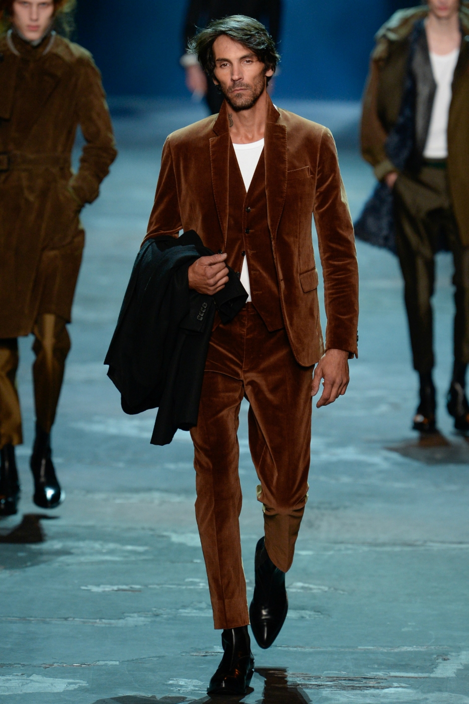 2017-18 Sonbahar/Kış Moda Haftası: Paris 3, 4 ve 5. Gün