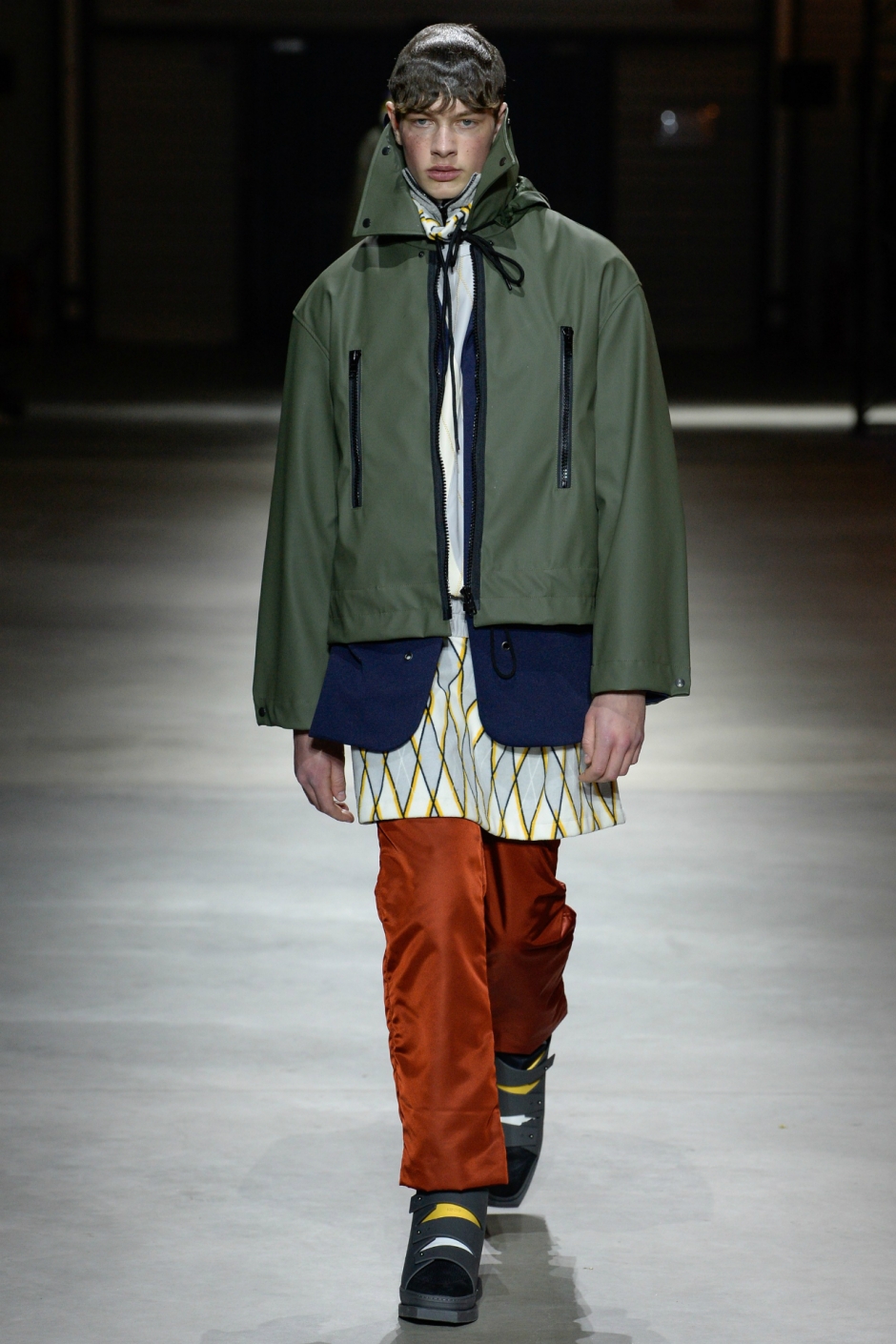 2017-18 Sonbahar/Kış Moda Haftası: Paris 3, 4 ve 5. Gün