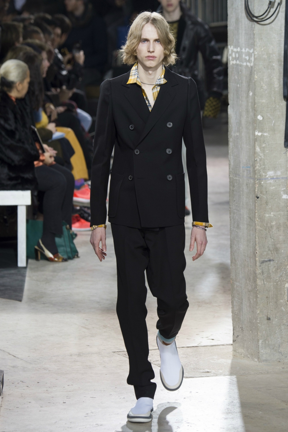 2017-18 Sonbahar/Kış Moda Haftası: Paris 3, 4 ve 5. Gün