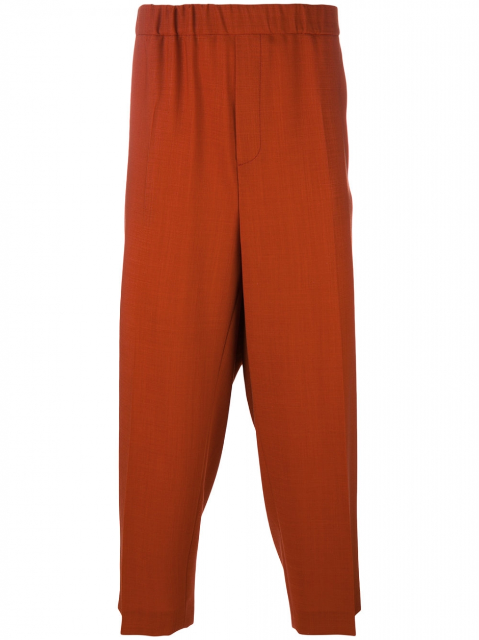 Turuncu Rengi Doğru Kullanmak: Lewis Hamilton