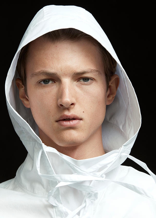 H&M Studio 2017 Yaz Erkek Koleksiyonu İlk Kez Podyumda