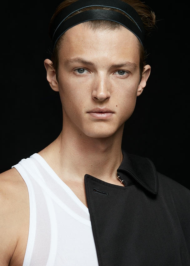 H&M Studio 2017 Yaz Erkek Koleksiyonu İlk Kez Podyumda