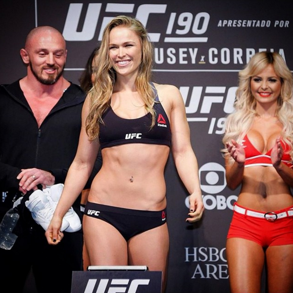 Hem Başarılarıyla hem de Güzellikleriyle İlgi Çeken 15 Kadın Sporcu