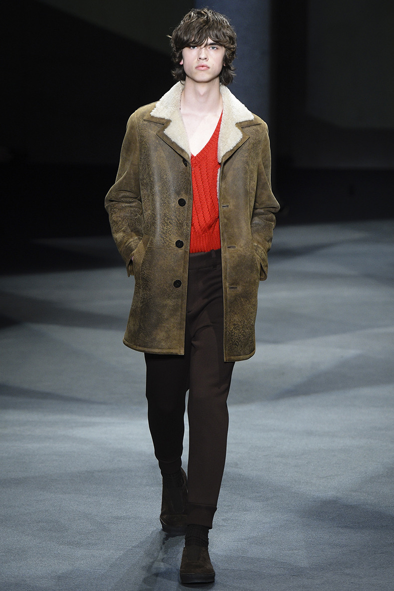 Koyun Postunu Yakanızdan Eksik Etmeyin