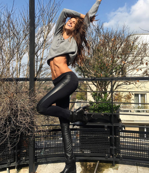 Mercek Altında: Izabel Goulart
