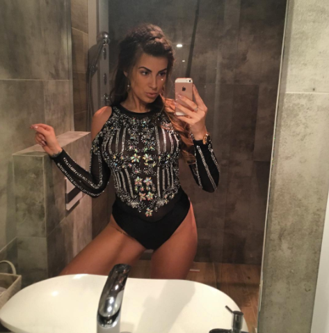 Instagram'ı Sevmemiz İçin Bir Sebep Daha: Adrianna Pindara