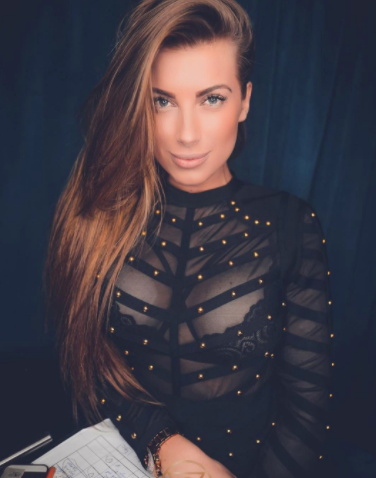 Instagram'ı Sevmemiz İçin Bir Sebep Daha: Adrianna Pindara