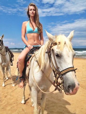 Mercek Altında: Yasemin Kay Allen