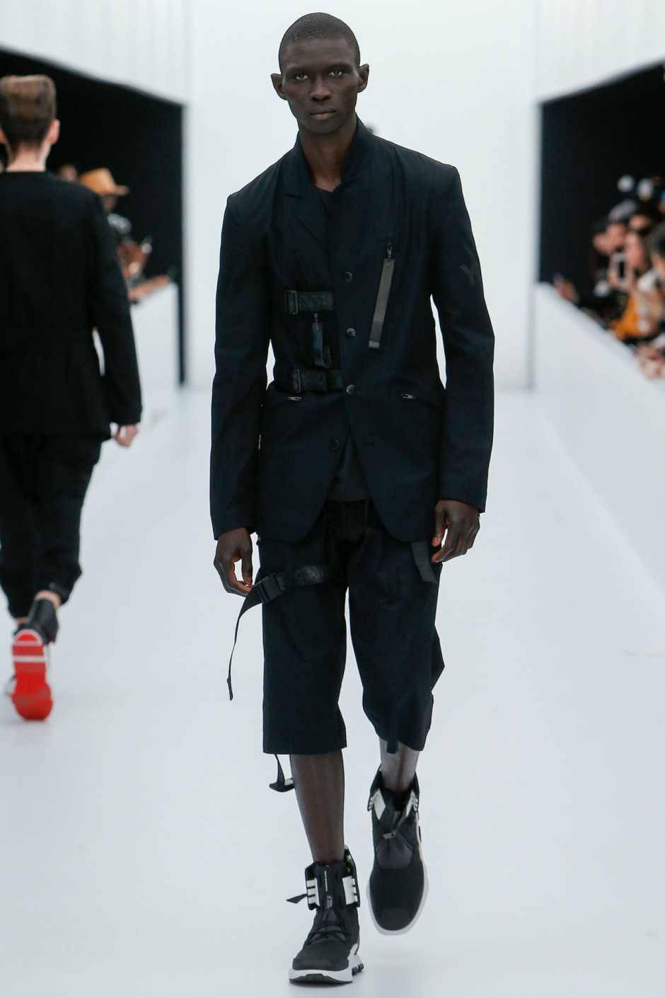 Önümüz Arkamız Sağımız Solumuz Kayış