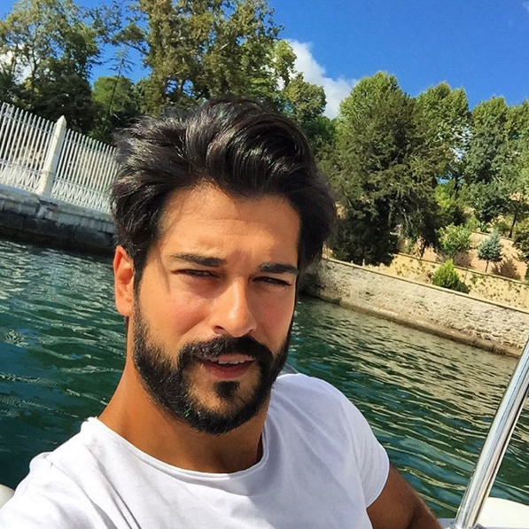 Dünden bugüne saçlarıyla: Burak Özçivit