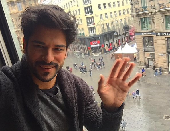 Dünden bugüne saçlarıyla: Burak Özçivit