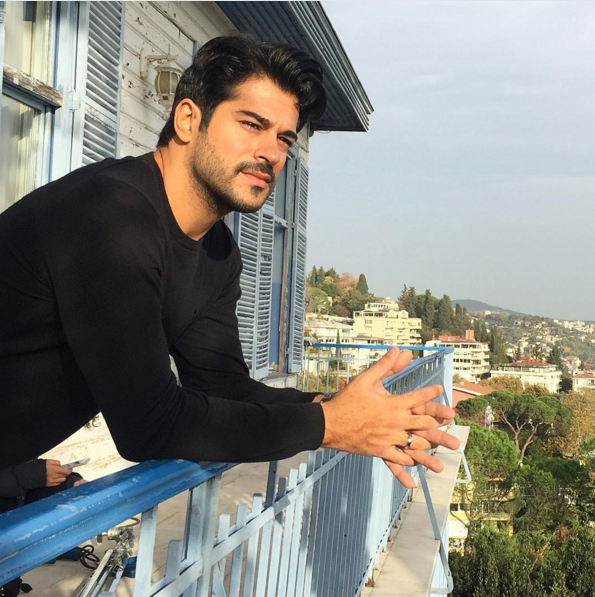 Dünden bugüne saçlarıyla: Burak Özçivit