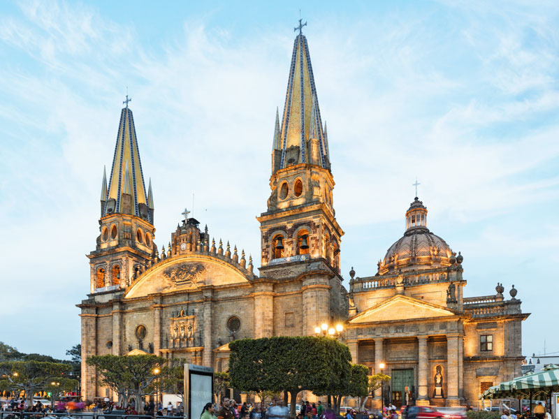 Mart'ta Seyahat Edilecek En İyi 7 Yer