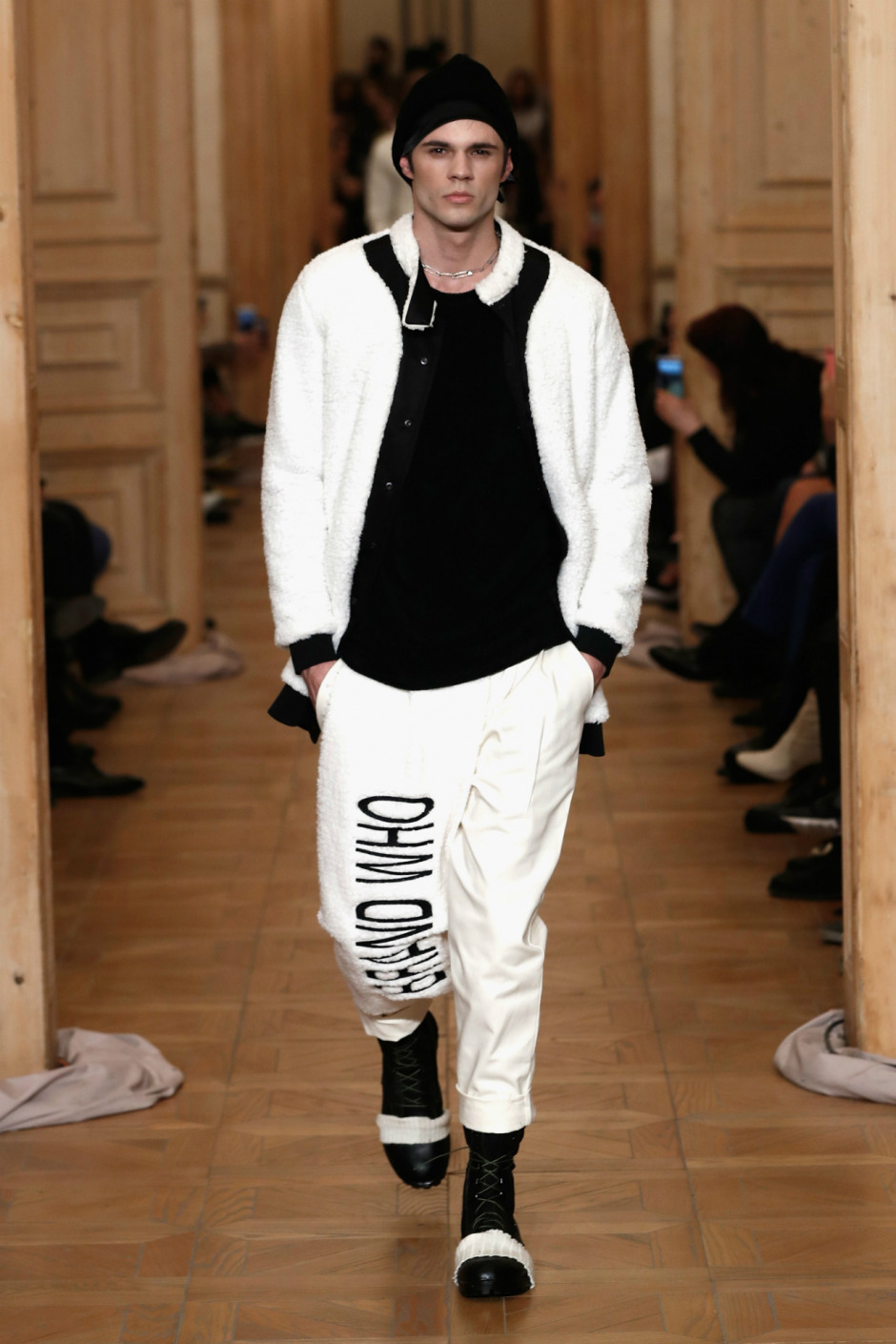 MBFWI: Brand Who Sonbahar/Kış 2017