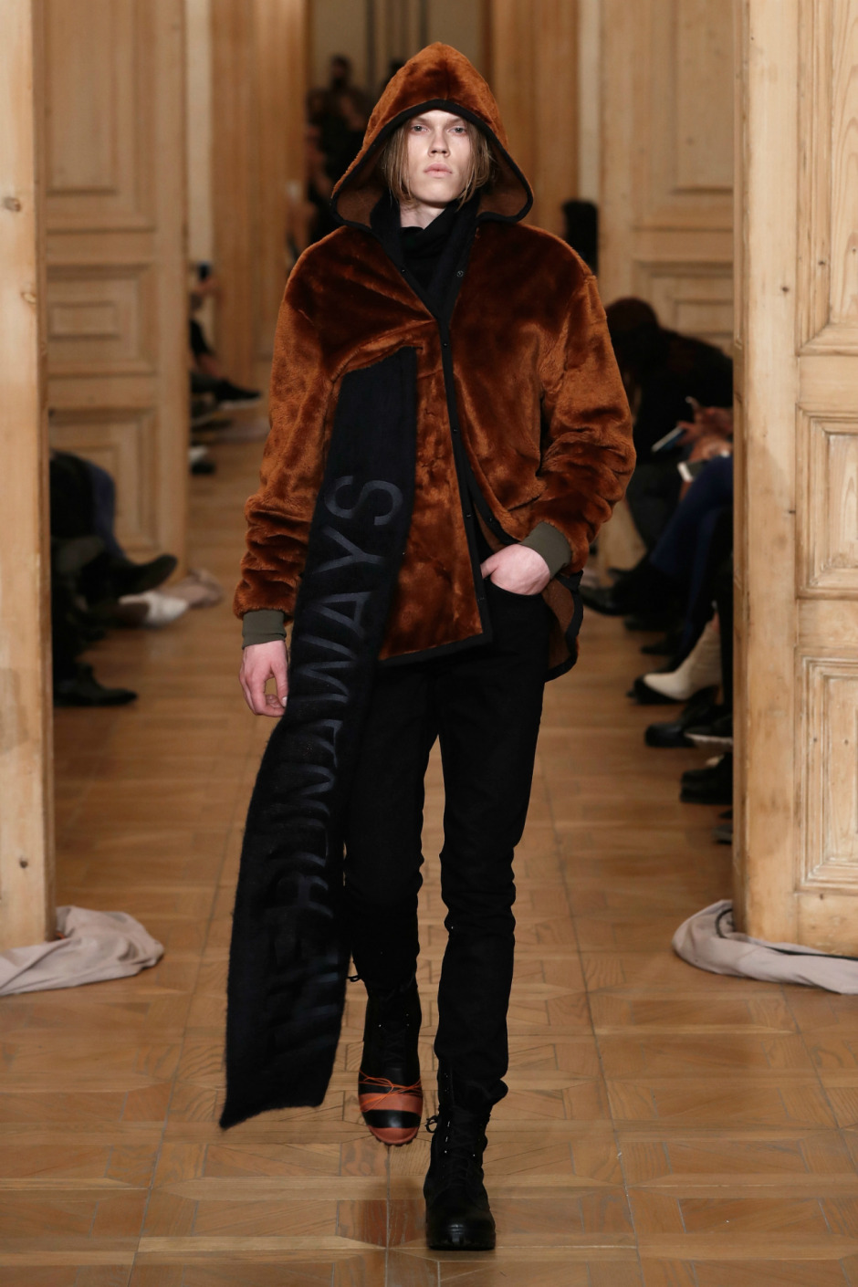 MBFWI: Brand Who Sonbahar/Kış 2017