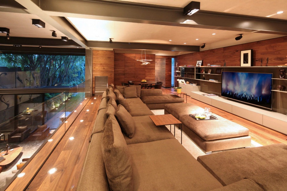 İçinden Çıkmak İstemeyeceğiniz 10 Televizyon Odası