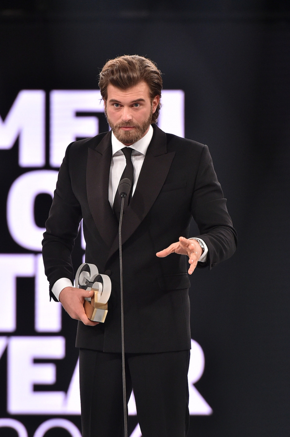 Dünden bugüne saçlarıyla: Kıvanç Tatlıtuğ