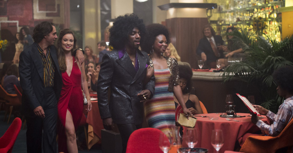 Vinyl Dizisinin Tarzını Yakala