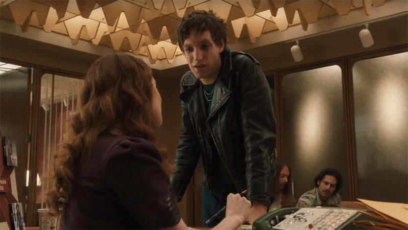 Vinyl Dizisinin Tarzını Yakala