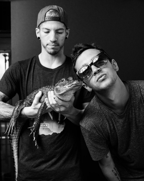 GQ Ofiste Ne Dinliyor? Favori 10 Rock Şarkımız