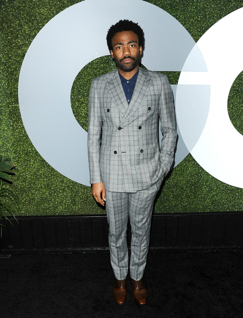 Sakallı mı sakalsız mı?