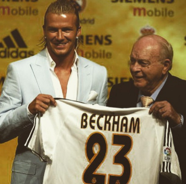 Sakallı mı sakalsız mı?